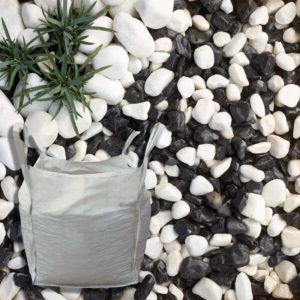 Bulk Bag 25-40mm Panda Pebbles