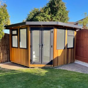 Bards 10' x 10' Oswald Bespoke Insulated Garden Room - Cedar