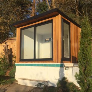 Bards 8' x 8' Othello Bespoke Insulated Garden Room - Cedar