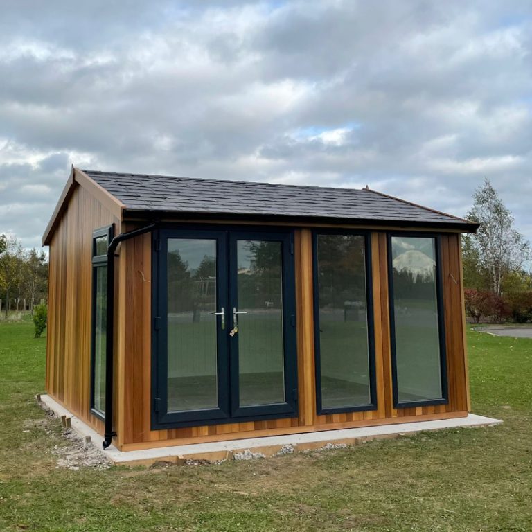 Bards 14' x 8' Portia Bespoke Insulated Garden Room - Cedar