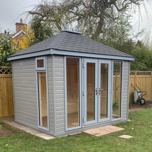 Bards 14' x 10' Yorick Bespoke Insulated Garden Room - Painted