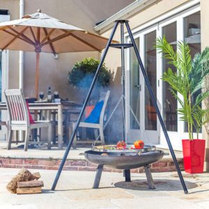 La Hacienda Tripod With Hanging Grill